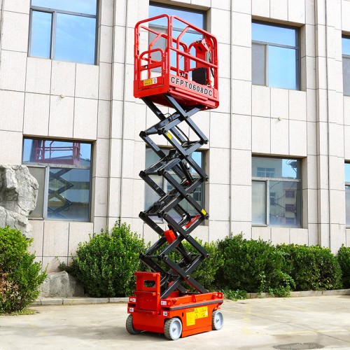 CFPT0608DC – Self-propelled Scissor Lifts